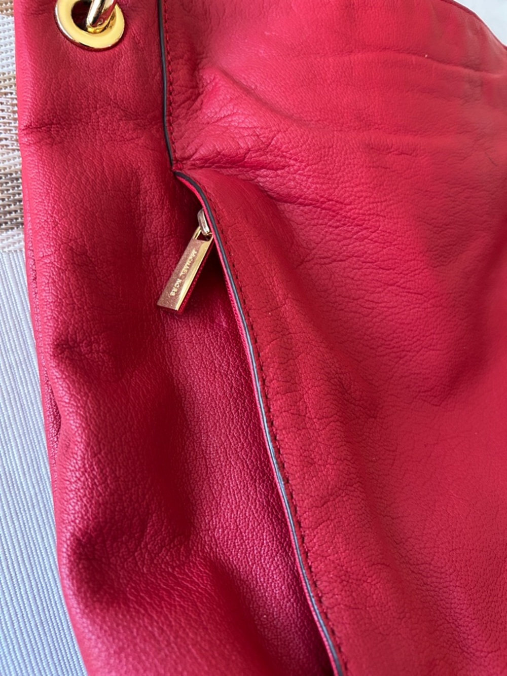 Michael Kors Braided-Handle Red Leather Shoulder Bag with Gold Hardware - Picture 4 of 9